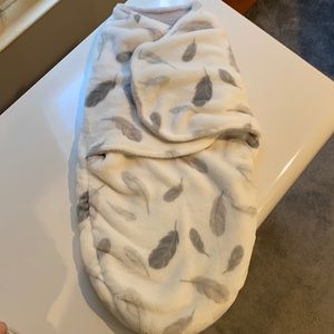 Blankets & Beyond swaddle blanket